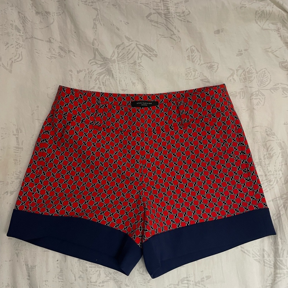 Ann Taylor petite size 0 dress shorts